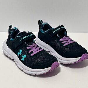 Under Armour Lavender Athletic Shoes